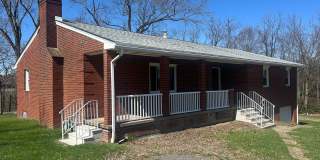 4-bedroom Home in Cranberry Twp Gallery 1