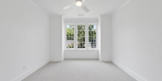 625 Glascock Street Gallery 23