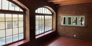 Charming & Bright 3 Bedroom 1 Bathroom Home Walking Distance to SJSU Gallery 18