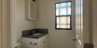 2012 E 7th Street Gallery 9