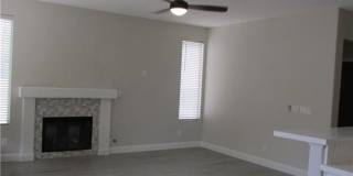 Beautiful 3 Bedroom/2.5 Baths in Summerlin Gallery 25