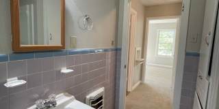 78704 - SUPER LOCATION !  SFH   FREE RENT :  1 OR 2 YR LEASE w/ qualified app- CALL FOR DETAILS Gallery 12