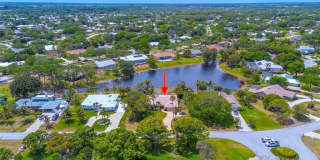 3074 NE Loquat Lane Gallery 5