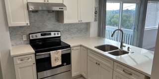 Well Maintained 3 Bedroom, 2 Bath Home Gallery 8