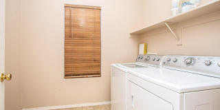 44629 W Santa Fe Avenue Gallery 20