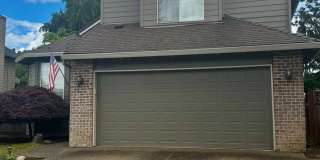 Wilsonville 4 Bedroom Home Available Now! Great Location – Spacious Floor Plan! Gallery 1