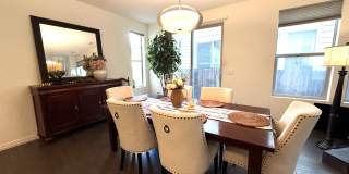Modern West Arvada End-Unit with Cul-de-Sac Privacy & 2-Car Garage Gallery 6