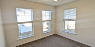 Beautiful 3 level townhouse in Jefferson Place ready for you mid July! Gallery 25