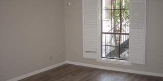 201 Ellwood St unit: 205 Gallery 18