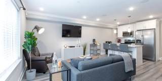 3404 W Commissioner Gallery 5