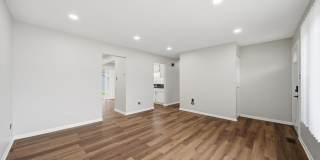 20067 Orchard Avenue Gallery 33