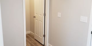 Spacious Springville Townhome Gallery 11
