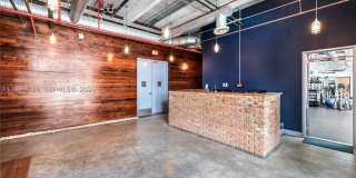1749 NE Miami Ct Gallery 9