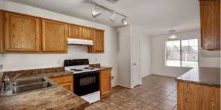 3Bed/2Bath House in Buckeye! Move-In Ready on 08/06/2026! Gallery 1