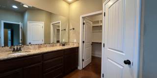 3 Bedroom Single Family Home Gallery 14