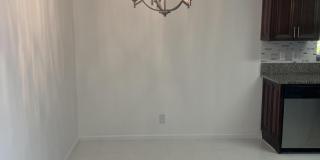 1450 Hawthorne Place Gallery 18