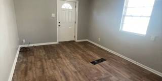 Renovated One Bedroom Duplex Gallery 5