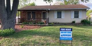 Charming 3-bedroom, 1.5-bathroom house in Normal Gallery 1