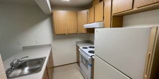 (1K) Kristine Apartments Gallery 13