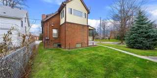 3850 Mayfield Road Gallery 22