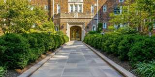 Spacious 1BR/1BA in Fabulous Cathedral Heights neighborhood! Gallery 1