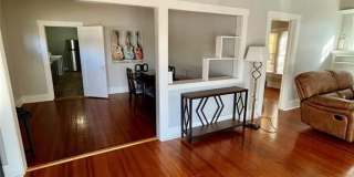 725 Peach Street Gallery 2