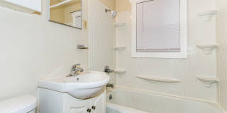 4716 E. Arbor Gallery 10