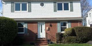 1016 Oaks Drive Gallery 1