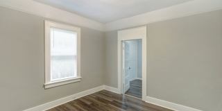 Newly Renovated 2BR/1BA Home In Downtown Savannah Gallery 11