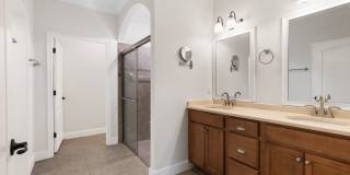 Gorgeous remodeled 3-bedroom, 2.5 bath home in Hillcrest Gallery 17