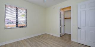 PET FRIENDLY UNFURNISHED ELEVATED PENTHOUSE LIVING WITH PRIVATE ELEVATOR Gallery 39