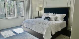 9 Oak Brook Boulevard Gallery 25