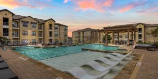 The Royce 8100 The Royce 8100 Gallery 5