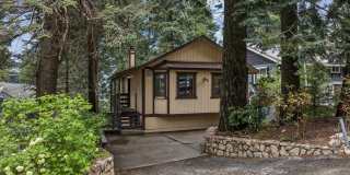 725 Ivy Ln Gallery 1