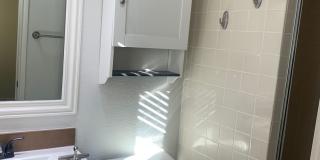 Remodeled 3 Bedroom near Moore Gallery 38