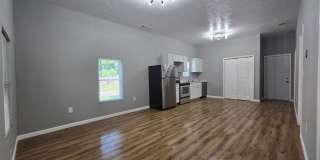 Stylish Newly Renovated 3-Bed, 2-Bath Retreat Gallery 7