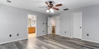 1126 HAMPTON Street Gallery 24