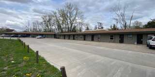 907 South Broadway Gallery 1