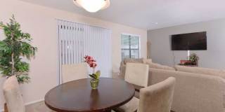 Ridgewood Gallery 27