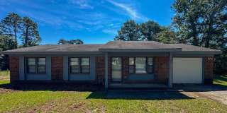 Cute 3 Bed 1.5 Bath Home with Fenced Yard Gallery 1