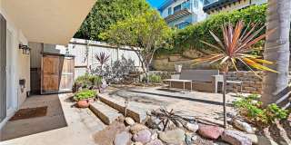 882 Acapulco Street Gallery 20
