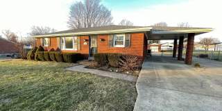 Brick Home w/ Detached Garage For Rent Shelbyville Gallery 1