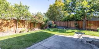 Amazing 4 bedroom home in one of Castro Valley's most desirable neighborhoods.  Owned solar! Gallery 29