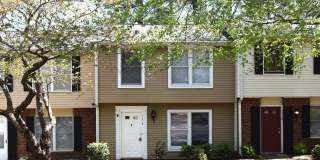 7712 Kingsberry Court Gallery 1