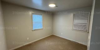 $1,025 - 3 bed 1 bath - Single Family Home *COMING SOON* Gallery 8