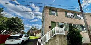 11 Jewel Street Gallery 1