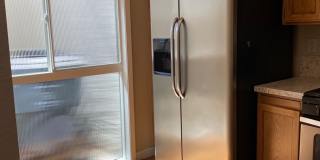 $4900-  Mountain View Townhouse-2 bedroom 2.5 bath. Gallery 9