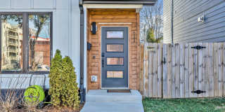 Gorgeous FULLY FURNISHED Home Just Off Charlotte Ave. Gallery 8