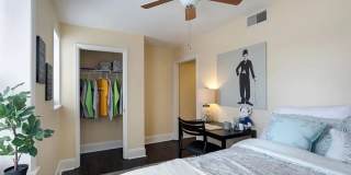 Coronado Place and Towers - Student Housing Gallery 4