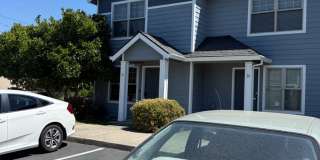 PETS ALLOWED - GREAT UNIT BETWEEN MEDFORD AND CENTRAL POINT AVAILABLE NOW Gallery 23